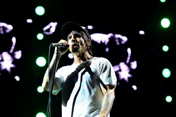A banda Red Hot Chilli Peppers se apresentou em Belo Horizonte nesse sábado (2)