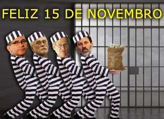 A prisão de condenados por envolvimento no mensalão deu origem a vários memes desde sábado. Entre os 11 primeiros a serem presos, estão João Paulo Cunha (esq.), José Genoino, José Dirceu e Delúbio Soares (dir.)
