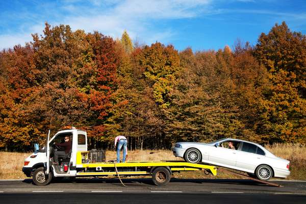 Em caso de pane, o mais recomendado é chamar um guincho para levar seu carro a uma oficina