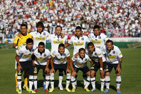 Colo Colo regresó a los entrenamientos y paralelamente la dirigencia trabaja en conseguir fichar los refuerzos pedidos por el técnico Héctor Tapia para el Clausura 2014.