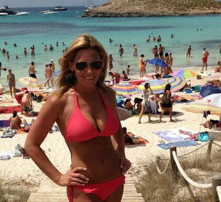 Rocío Marengo, modelo e atriz argentina, admitiu recentemente o namoro com o ex-volante Diego Simeone, hoje treinador do Atlético de Madrid, da Espanha
