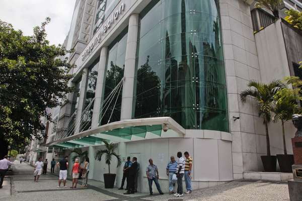 19 de janeiro (Rio de Janeiro) - Diante das promessas de "rolezinho", o estabelecimento fechou as portas no domingo