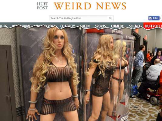 Bonecas reaisAs bonecas infláveis estão cada vez mais próximas da realidade. Por US$ 8.500 (em torno de R$ 20 mil), a empresa Real Doll oferece mulheres tão reais que você pode até se assustar. Um dos exemplos é o clone da atriz pornô Jessica Drake