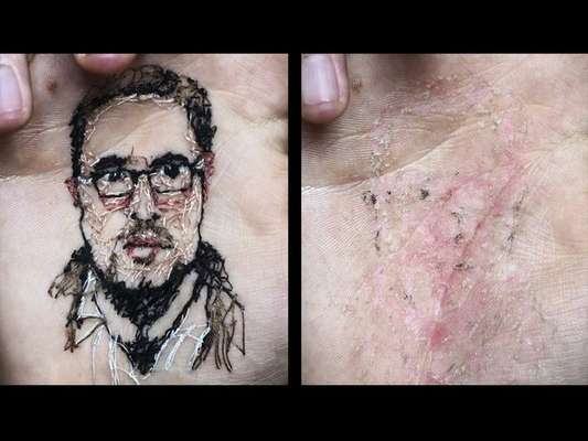 Para isso, ele decidiu costurar com agulha e linha os rostos dos amigos e familiares nas palmas das mãos