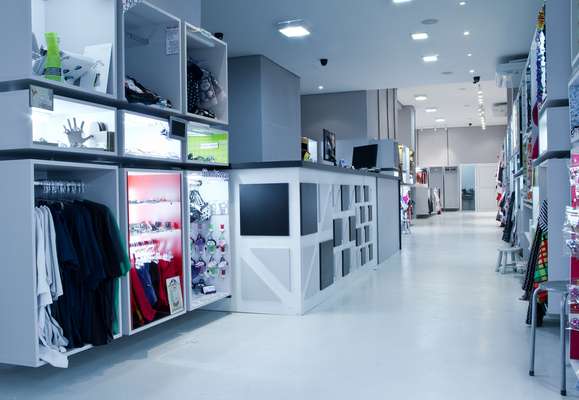 Criada em 2008, a Endossa é uma loja que aluga espaços para que empreendedores exponham e vendam seus produtos