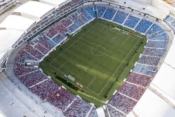 26 de janeiro: já finalizada, a Arena das Dunas foi inaugurada com rodada dupla da Copa do Nordeste e do Campeonato Potiguar