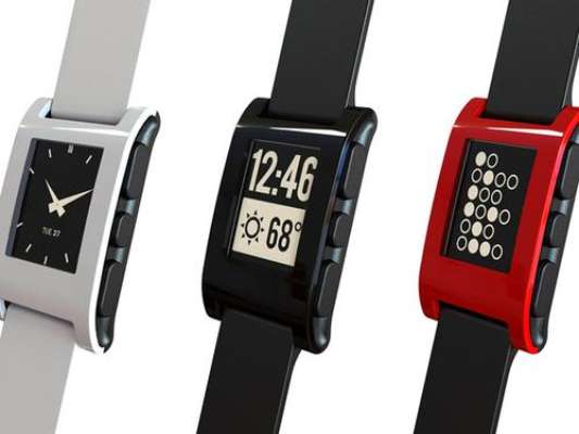 Pebble - O smartwatch com tela e-ink (usado em e-reader) é um dos grandes êxitos do Kickstarter. O projeto é o que mais arrecadou até o momento, com US$ 10,2 milhões. Contou com apoio de 68 mil usuários e há alguns meses apresentou o Pebble Steel, sua evolução. É possível comprar o gadget por US$ 150