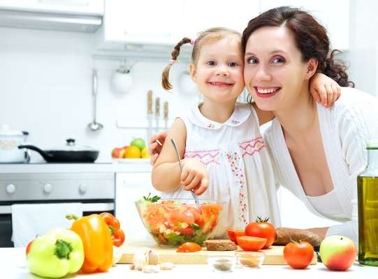É conveniente conciliar o complemento alimentar a uma dieta equilibrada, variada e fracionada