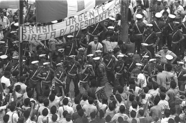 Comício pelas eleições diretas realizado no Rio de Janeiro, em 10 de abril de 1984