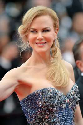 Um dos truques para fazer a pele igual à de Nicole Kidman é limpá-la e hidratá-la antes da base