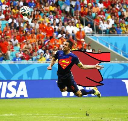 "Holandês voador", Van Persie teve montagens feitas em homenagem ao seu primeiro gol na goleada por 5 a 1 sobre a Espanha, no primeiro jogo do Grupo B da Copa do Mundo; o centroavante fez dois dos cinco tentos, Robben contribuiu com outros dois e De Vrij balançou as redes uma vez
