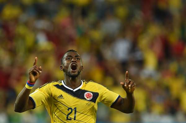 Autor de dois gols colombianos na vitória por 4 a 2 sobre o Japão, Martínez vibra na Arena Pantanal, em Cuiabá. A equipe sul-americana termina a primeira fase da Copa do Mundo com 100% de aproveitamento e pega o Uruguai nas oitavas de final.