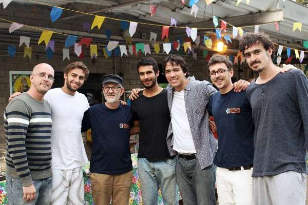 Marcelo Haydu (à esquerda) é um dos criadores do Adus Instituto de Reintegração do Refugiado, que visa promover a reintegração social, econômica e cultural dos refugiados