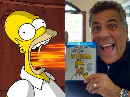 Carlos Alberto VasconcellosPersonagens / artistas: Homer Simpson atual, Senhor Incrível (Os Incríveis)Curiosidades: Carlos Alberto se refere a sua mulher como "minha Marge" e tem bonecos de pelúcia dos personagens dos Simpsons. Ele também já foi apresentador de programas esportivos em canais como Sportv News e Premiere Combate, além de ter treinado jiu-jitsu com o lutador Marco Ruas e competido no circuito de boxe tailandês. Ele dubla Homer desde o primeiro longa-metragem da animação, de 2007