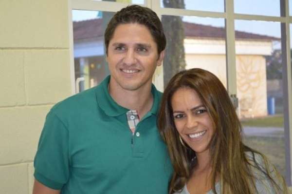 José Edmílson Gomes de Moraes, ex-jogador da Seleção Brasileira, Palmeiras, São Paulo, Barcelona, da Espanha, entre outros clubes, mantém há sete anos a Fundação Edmílson, em Taquaritinga, a 340 km da cidade de São Paulo