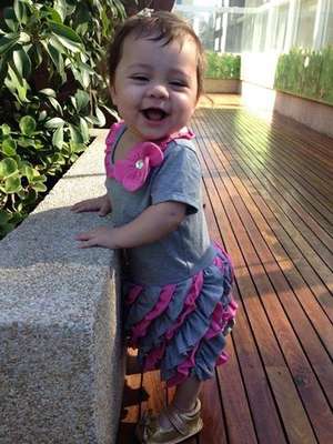 Marina Calasans do Nascimento, 11 meses, nasceu com Síndrome do Intestino Curto e precisa de um transplante de intestino para sobreviver. Desde o dia 13 de dezembro, permanece internada no Hospital Sabará, em São Paulo
