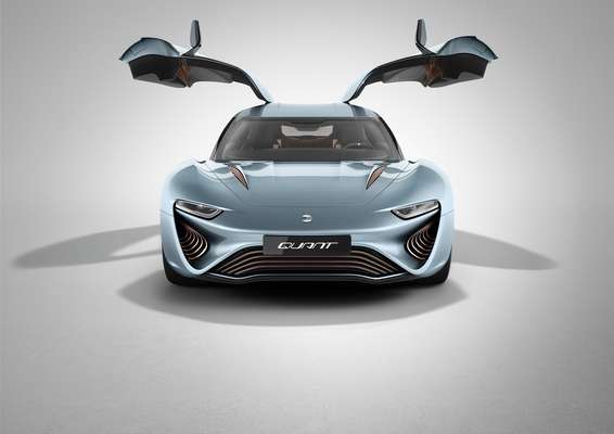 Quant e-Sportlimousine é utiliza como combustível a água do mar