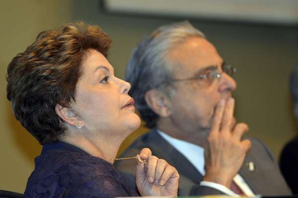 Brasília (DF), 30 de julho: Dilma Rousseff participa de diálogo da Indústria com candidatos à Presidência da República