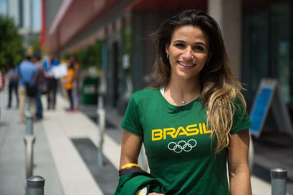 Jade Barbosa aproveitou estrutura de academia local