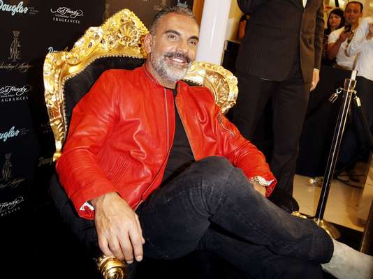 El diseñador francés Christian Audigier murió el 9 de julio de 2015. Él fue uno de los principales responsables del éxito de las líneas de ropa Ed Hardy y Von Dutch. Tenía 57 años de edad y había sido diagnósticado en enero de 2015 con síndrome mielodisplásico, un tipo de cáncer que afecta la médula ósea.