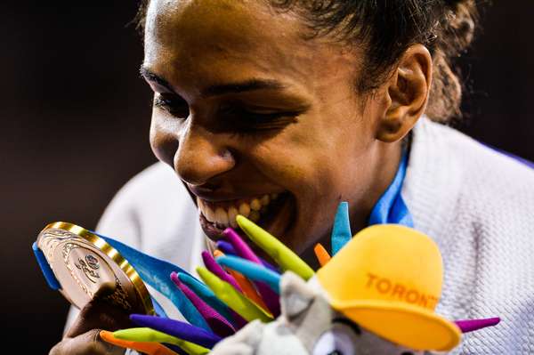 Brasil conseguiu medalhas de todo tipo no judô: ouro para Érika Miranda, prata para Felipe Kitadai e bronze para Nathália Brígida. Veja as melhores fotos do dia no tatame: