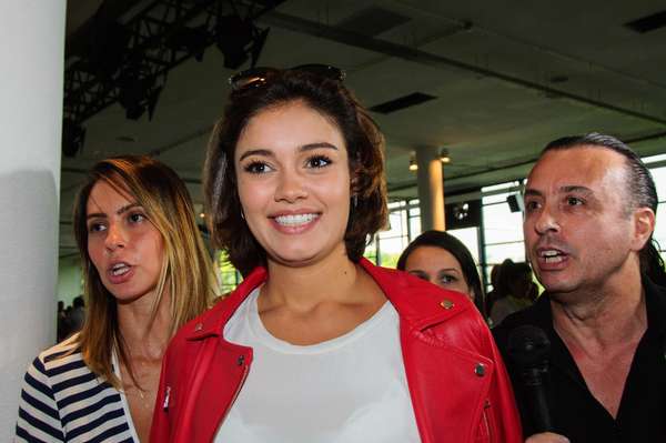 SPFW recebe famosos na primeira fila para o desfile da Animale na tarde desta segunda-feira (19)