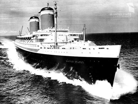 SS United States poderá voltar aos mares após 47 anos