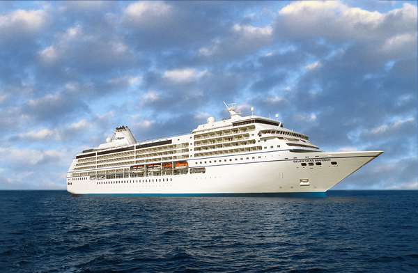 Seven Seas Mariner - O navio da Regent Seven Seas é considerado um dos mais luxuosos navios de cruzeiro do mundo. Inaugurado em 2001, quebrou paradigmas na época por ser o primeiro só com suítes de varanda. Com capacidade para 700 hóspedes, oferece tudo incluso na tarifa, desde alimentação até bebidas, mini bar na cabine, atividades a bordo e excursões
