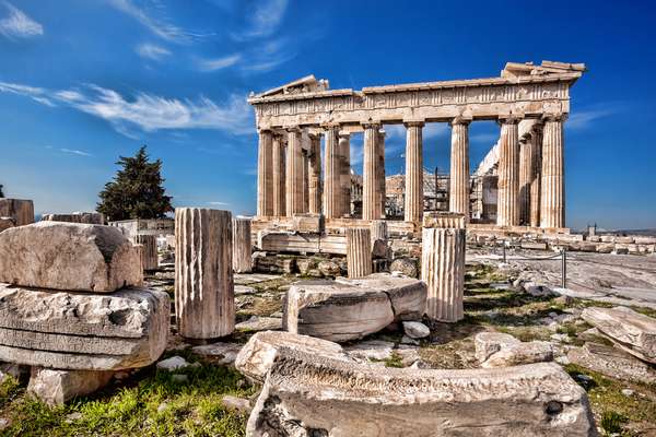 Acrópole - Construída a partir do ano 450 a.C., a Acrópole de Atenas, na Grécia, é um dos mais importantes exemplos da arquitetura mundial. O local conta com diversas construções históricas, entre elas o Partenon e o Teatro de Dionísio
