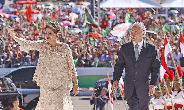 Relembre em fotos momentos do 2º mandato do governo Dilma