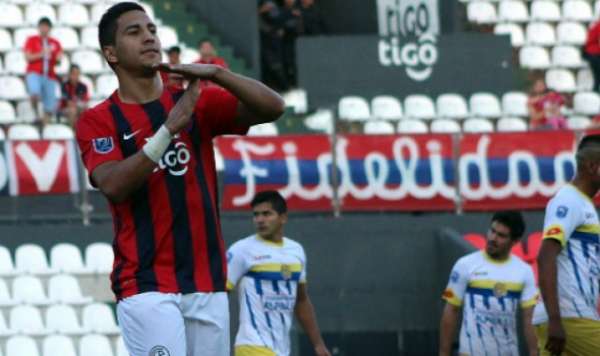 Cecílio Domínguez, do Cerro Porteño, é um dos alvos do Flamengo