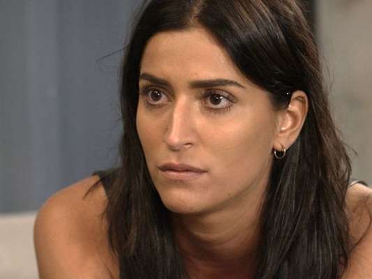Carolina (Maria Joana) decide se vingar de Cesar (Rafael Cardoso), na novela 'Sol Nascente', a partir de 10 de janeiro de 2017