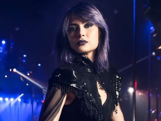 Maria Casadevall também estará no ar de cabelos roxos na série 'Vade Retro', que estreia no primeiro semestre de 2017