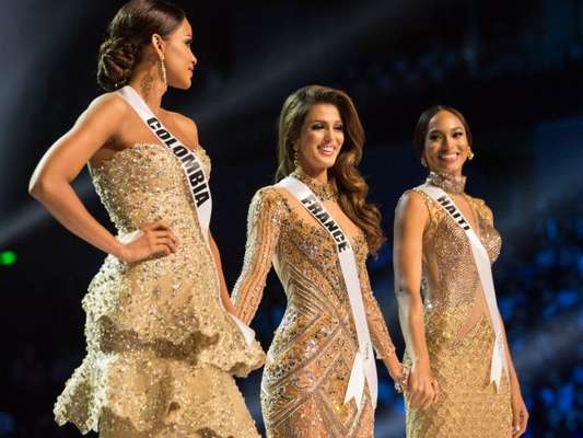 Iris Mittenaere levou a coroa de mulher mais bonita do mundo no Miss Universo