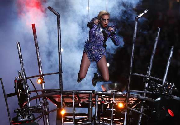 Lady Gaga fue la protagonista del show de medio tiempo del Super Bowl LI.
