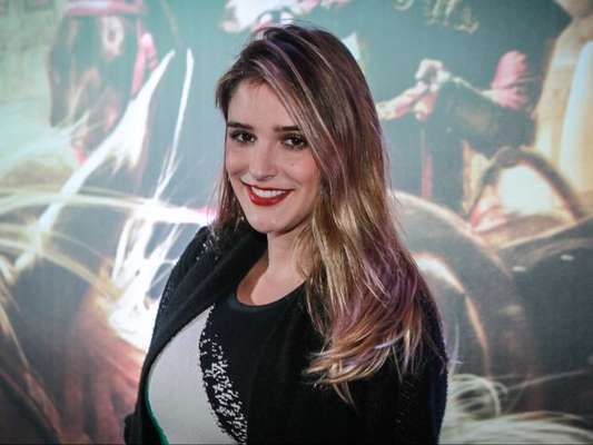 Rafa Brites explicou por que o filho, Rocco, nasceu de cesária em seu perfil no Instagram nesta quarta-feira, 15 de fevereiro de 2017