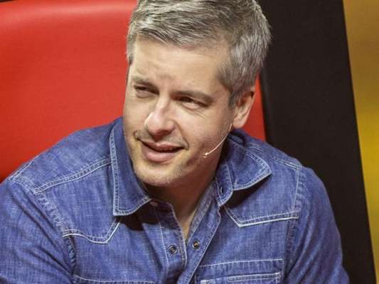 Victor Chaves quase não apareceu no 'The Voice Kids' deste domingo, 5 de março de 2017. 'Caladão', ironizou a web