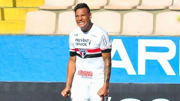 Chavez não é utilizado há quatro partidas