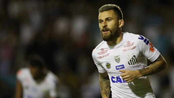 Santos vence o São Bento e volta à zona de classificação