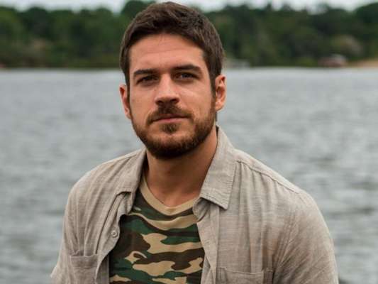 Zeca (Marco Pigossi) na novela 'A Força do Querer'