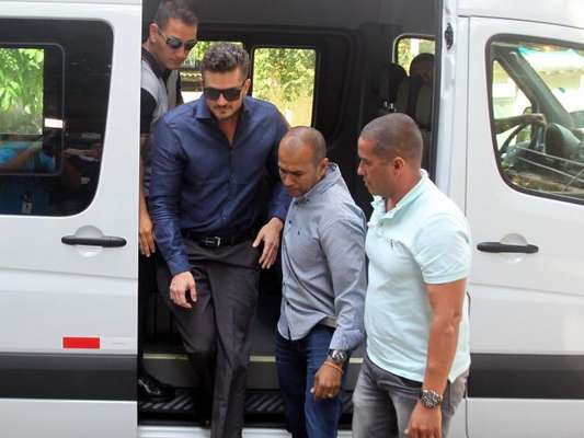 Marcos, do 'BBB17', esteve na Delegacia de Atendimento à Mulher (DEAM), de Jacarepaguá, em 12 de abril de 2017