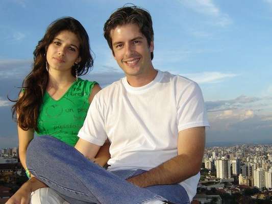 Paula Fernandes elogia Victor Chaves no aniversário do cantor: 'Admiro como é'