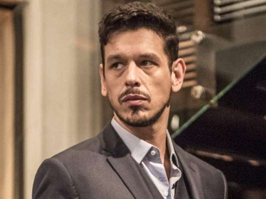 Lázaro (João Vicente de Castro) na novela 'Rock Story'