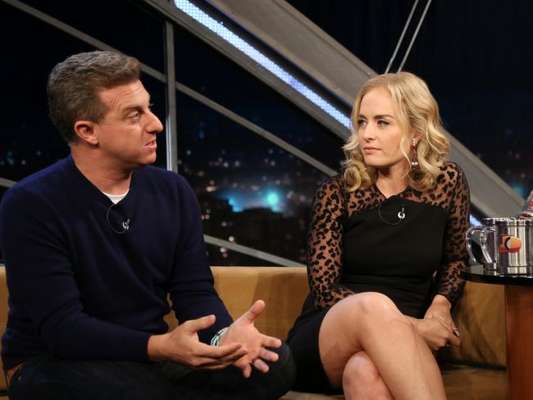 Avião que levava Luciano Huck e Angélica, em maio de 2015, não tinha condições de voo, aponta laudo do Cenipa