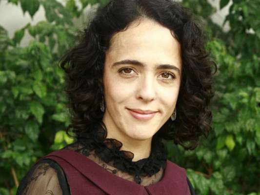 Silvia Buarque nega que esteja com câncer e depressão: 'Estou é chocada', disse ela ao Purepeople nesta sexta-feira, 19 de maio de 2017