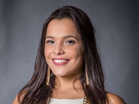 Emilly, campeã do 'BBB17', se interessou por apartamento de R$ 1 milhão na Barra da Tijuca, Zona Oeste do Rio de Janeiro, diz a coluna 'Retratos da Vida', do jornal 'Extra', nesta terça-feira, 23 de maio de 2017