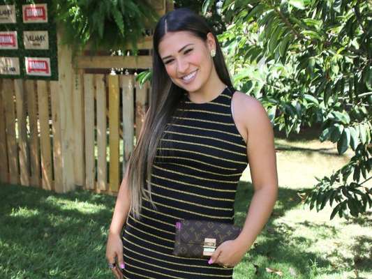 Simone, da dupla com Simaria, disse procurou a coach Gabi Dezan para entrar em forma nesta quinta-feira, 25 de maio de 2017