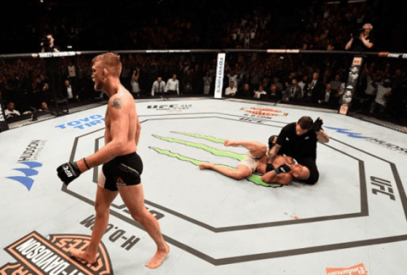Alexander Gustafsson saiu do octógono vitorioso no UFC Fight Night