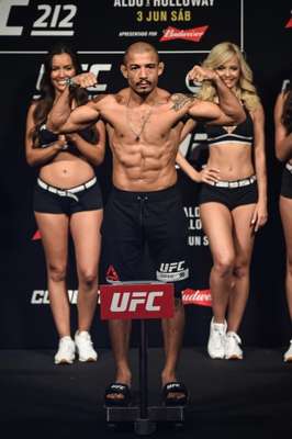 José Aldo defende cinturão dos penas no UFC Rio