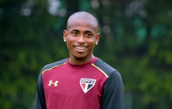 Denilson treinava sem boa parte do elenco desde quarta